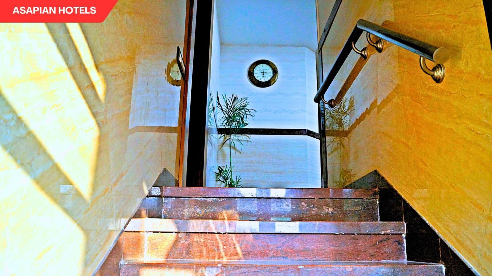 Shreeji Palace By Asapin Hotels Lakawas Exterior photo